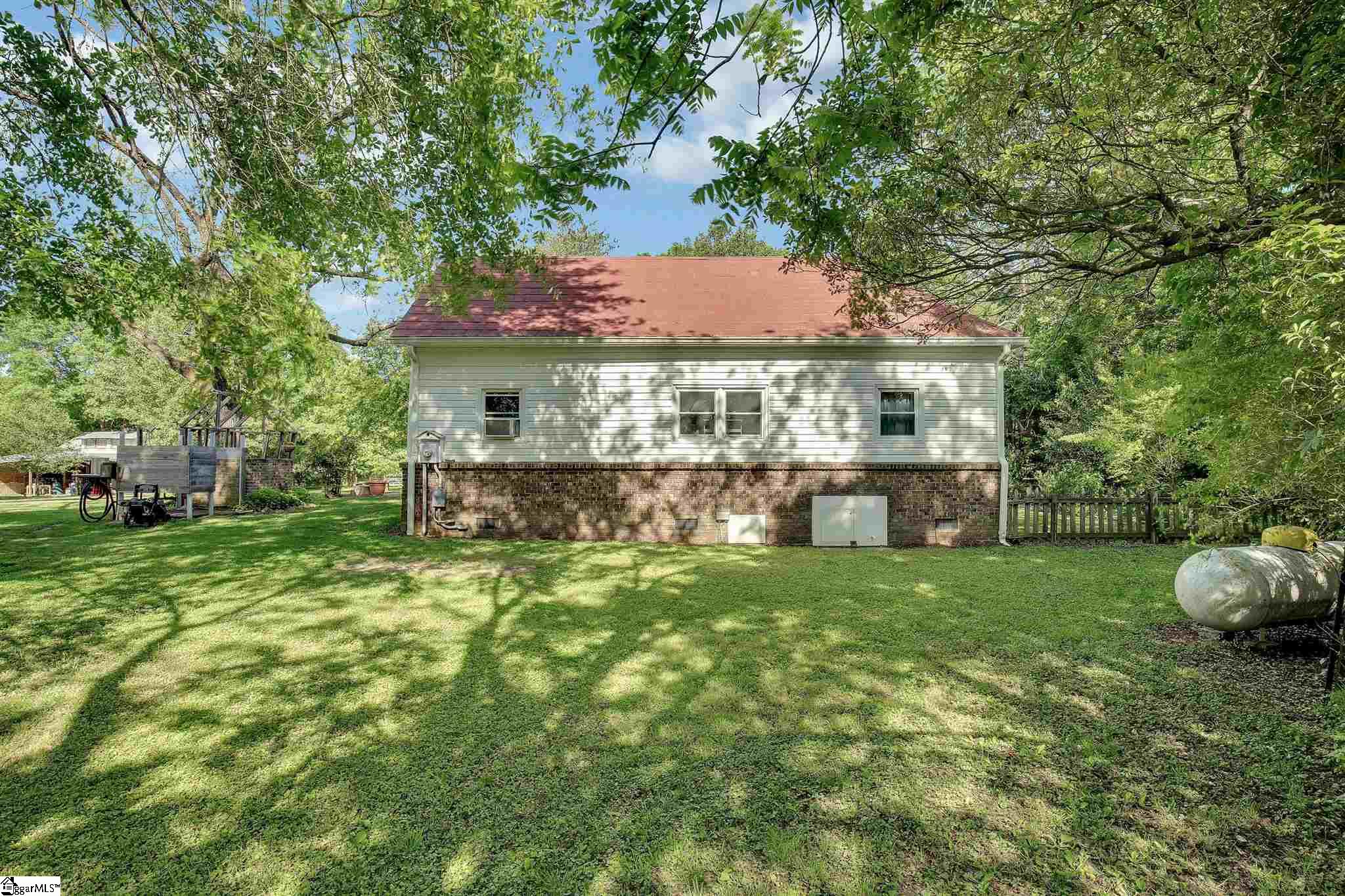 1121 Jordan Road Lyman, SC 29365 - Photo 17 of 29