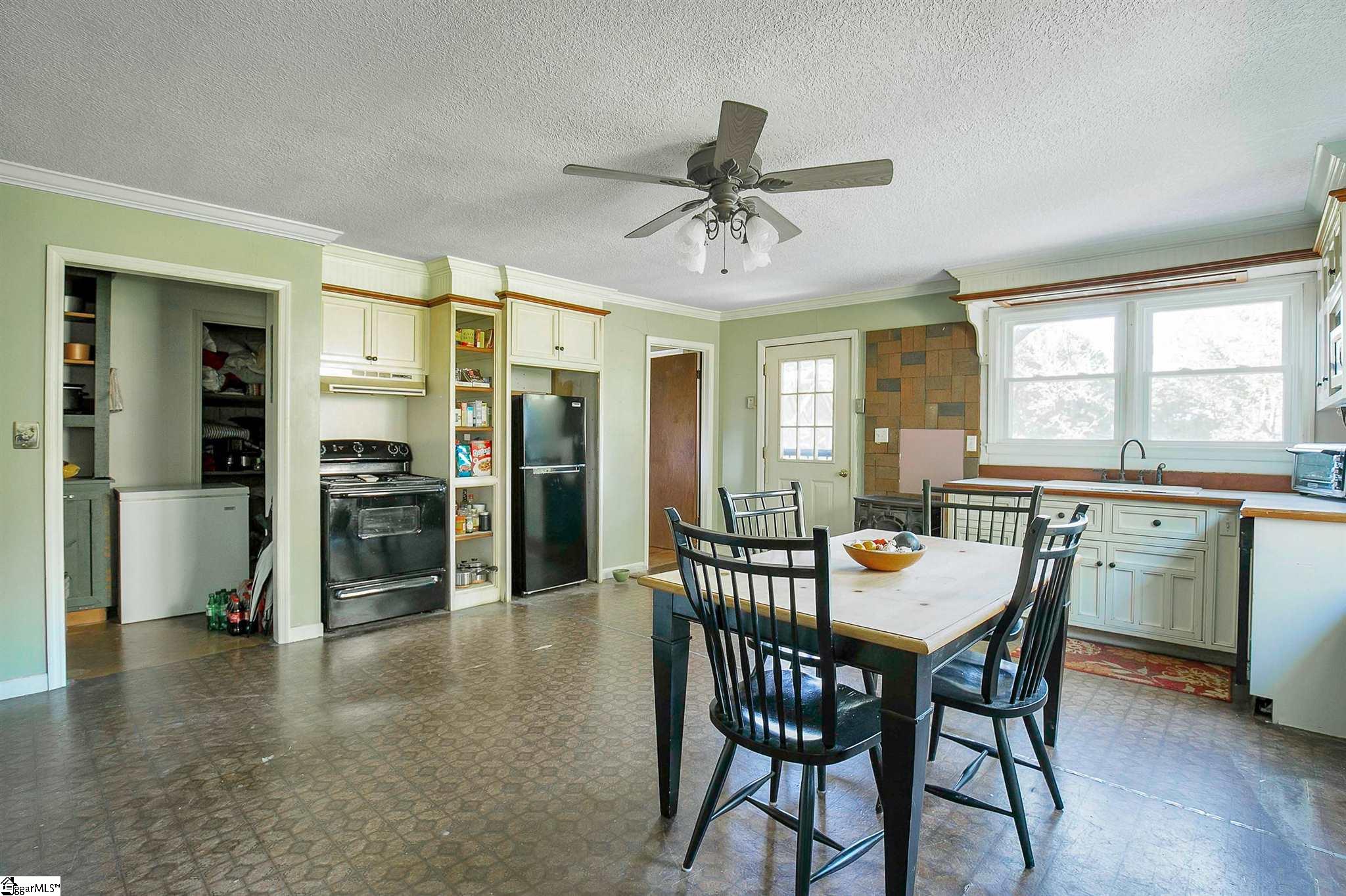 1121 Jordan Road Lyman, SC 29365 - Photo 9 of 29