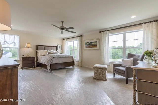 $809,900 | 2 Wisteria Court, Saratoga Springs, NY 12866