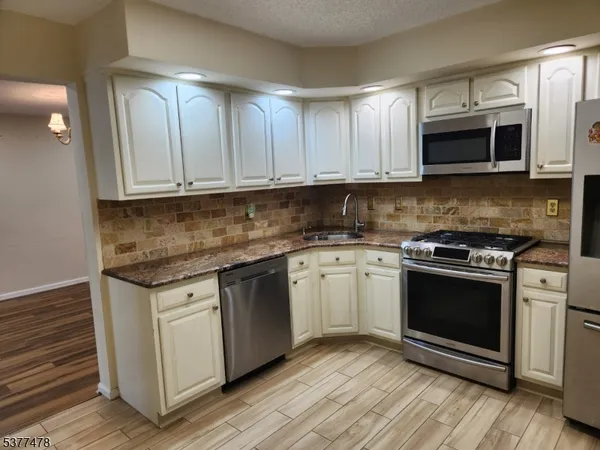 $3,000 | 502 Dunn Circle, Bridgewater, NJ 08807