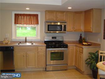 705 Edge Hill Road Abington, PA 19038 - Photo 5 of 12 Kitchen