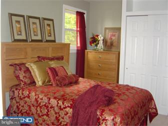 705 Edge Hill Road Abington, PA 19038 - Photo 10 of 12 Bedroom - Main