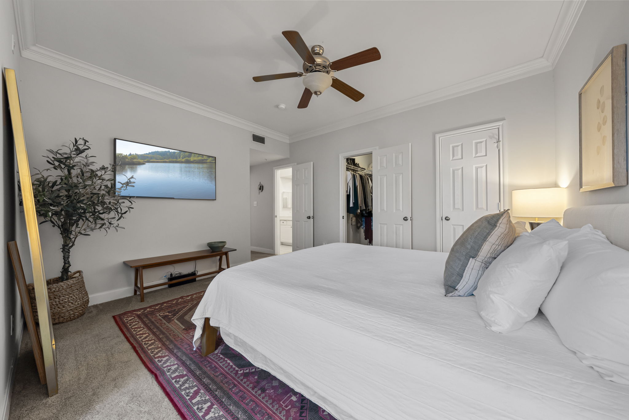 7701 Rialto Boulevard, Unit 1426 Austin, TX 78735 - Photo 6 of 29 Primary Bedroom