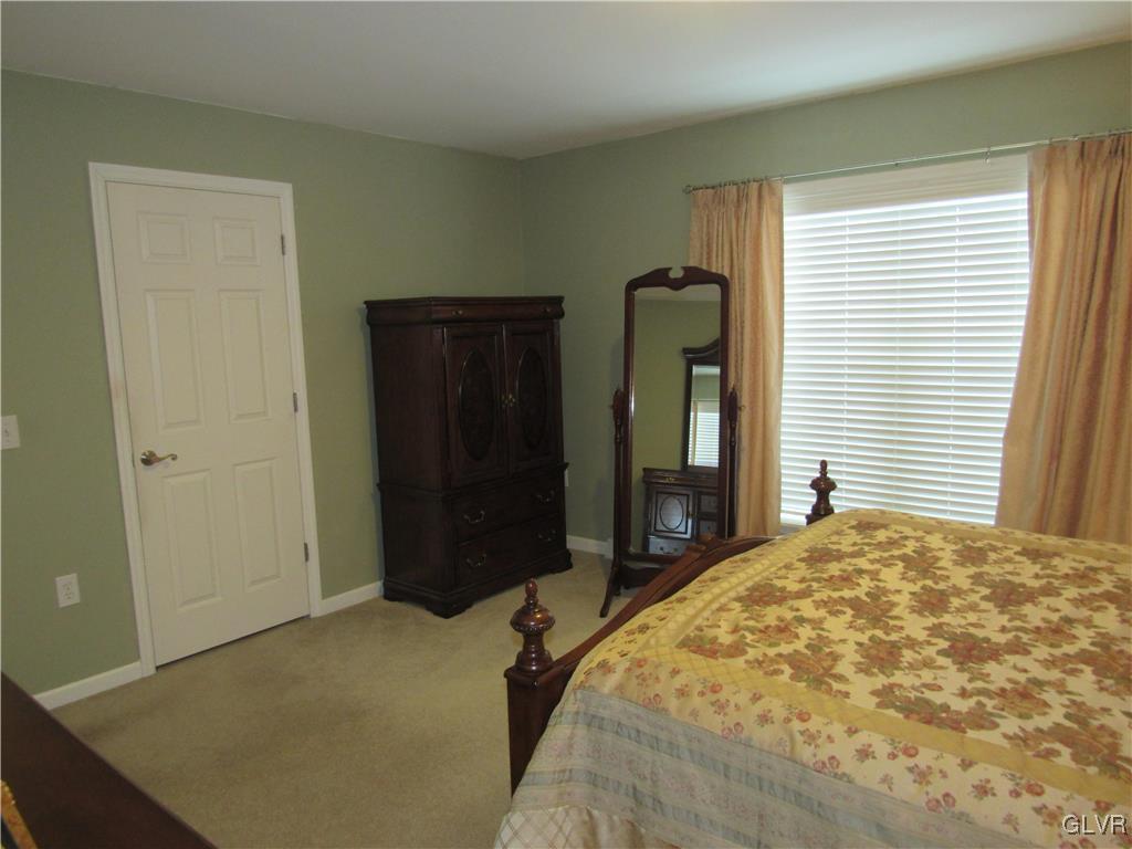 35 Abbey Road Easton, PA 18040 - Photo 11 of 15 Gallery Image 11