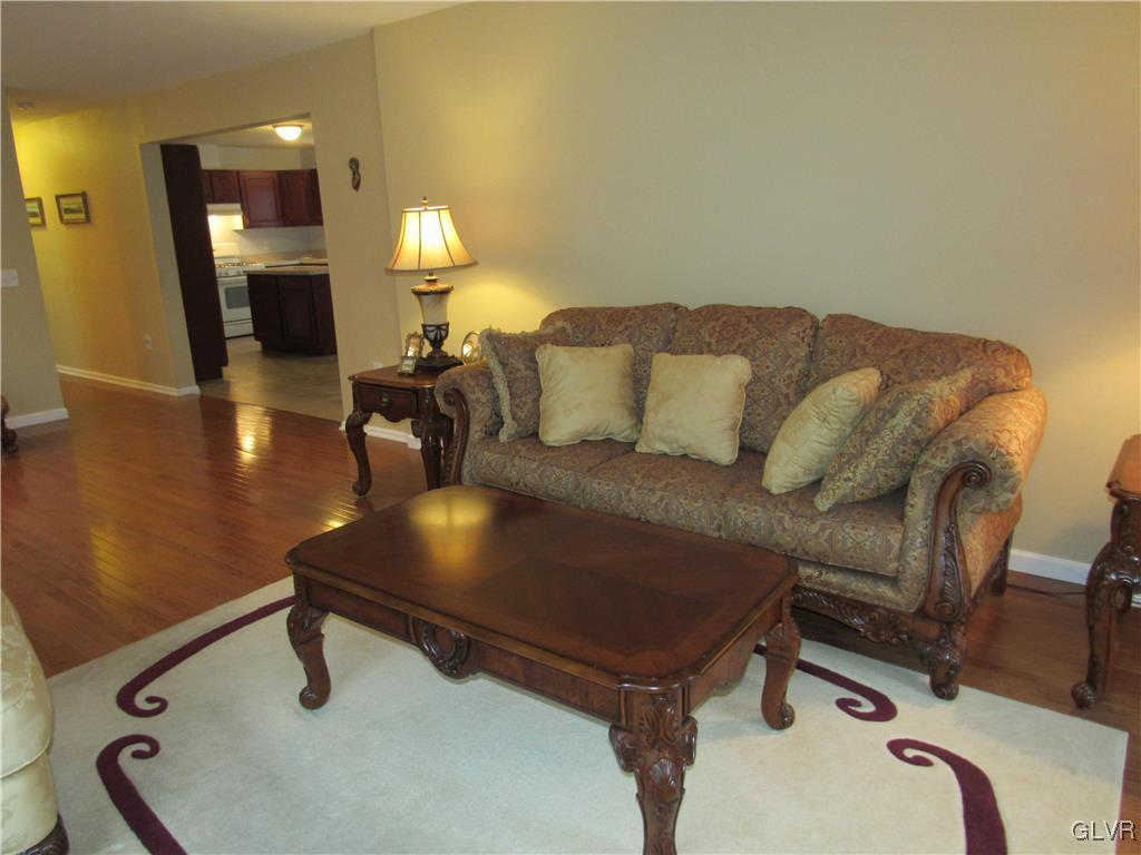 35 Abbey Road Easton, PA 18040 - Photo 9 of 15 Gallery Image 9