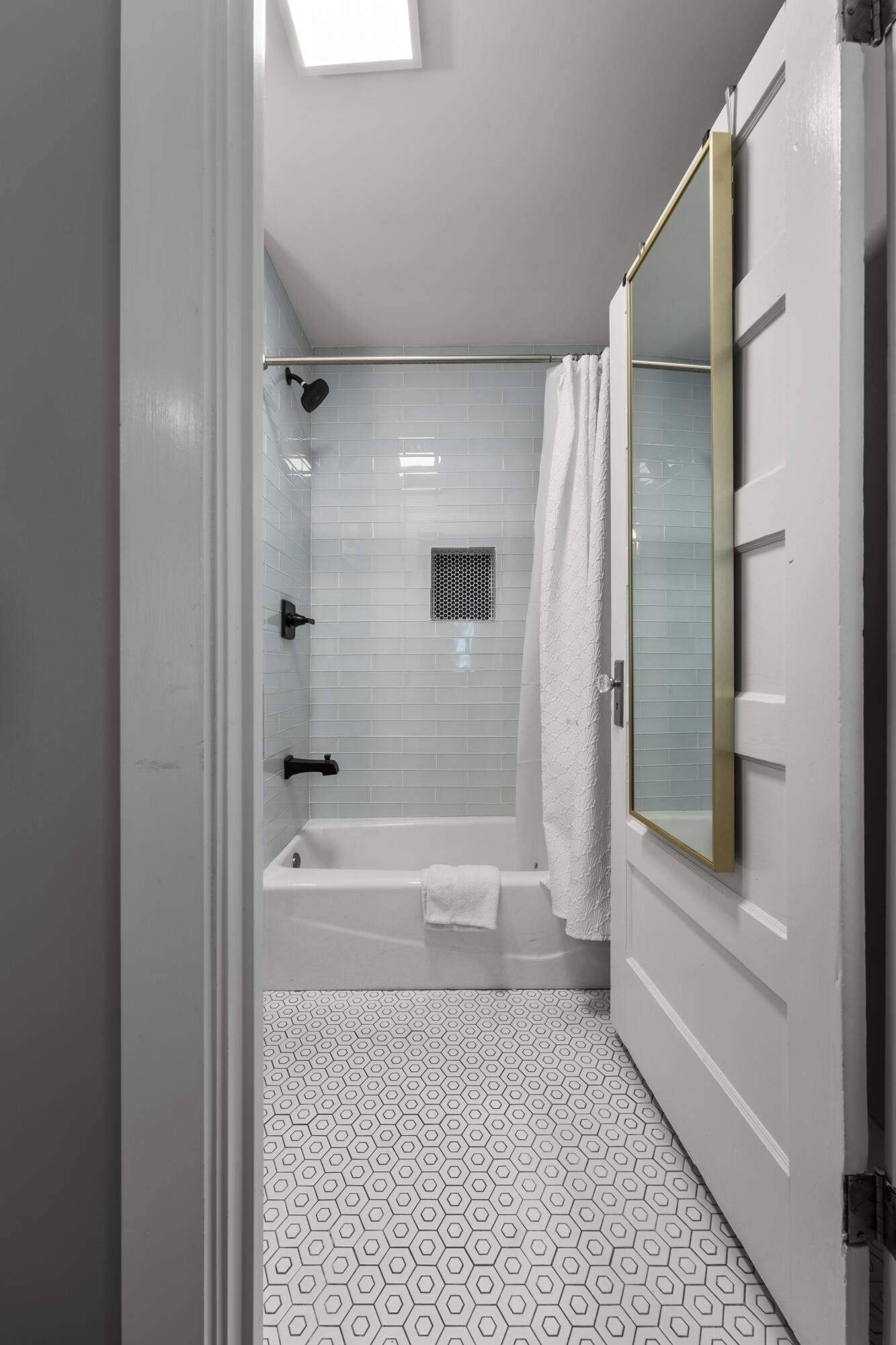 306 Ellis Street Augusta, GA 30901 - Photo 19 of 36 Bathroom 1