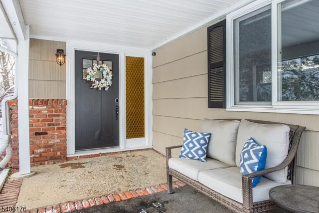 a view of a entryway door of the house