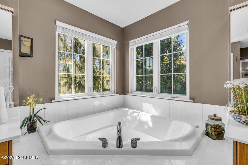 2 Bracken Court Howell, NJ 07731 - Photo 46 of 86 066_dsc06876_74