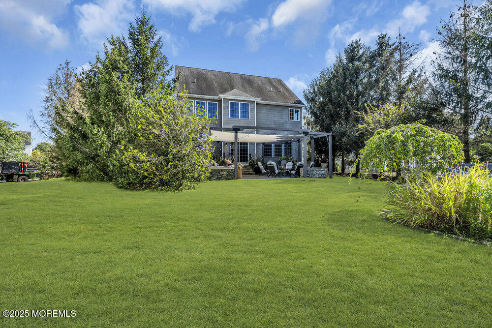 2 Bracken Court Howell, NJ 07731 - Photo 63 of 86 088_dsc07016-1_137