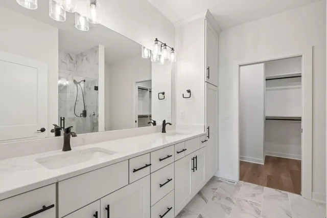 $599,900 | 2119 Bluestem Drive, Unit 201, Waukesha, WI 53188