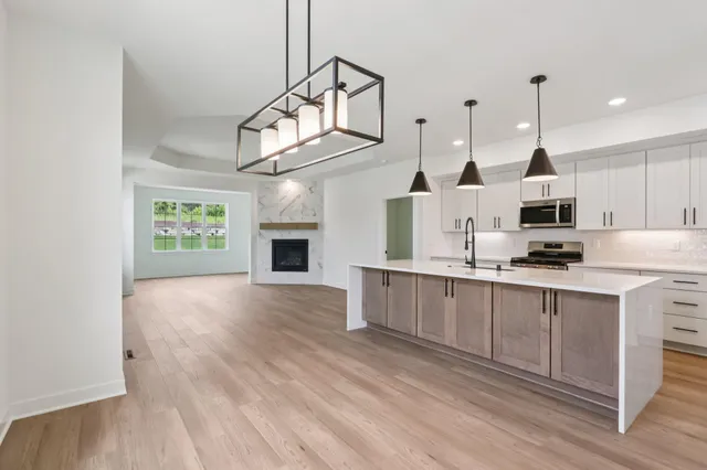 $599,900 | 2119 Bluestem Drive, Unit 201, Waukesha, WI 53188