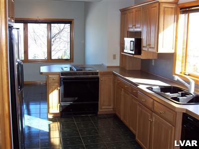 3940 Best Station Road Slatington, PA 18080 - Photo 5 of 6 Gallery Image 5