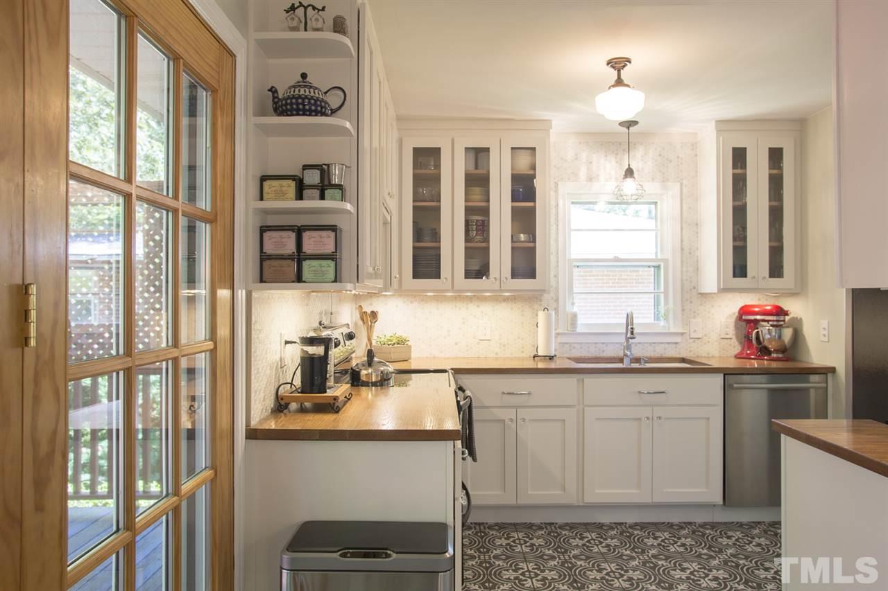 1512 Echo Road Durham, NC 27707 - Photo 3 of 22 Gallery Image 3