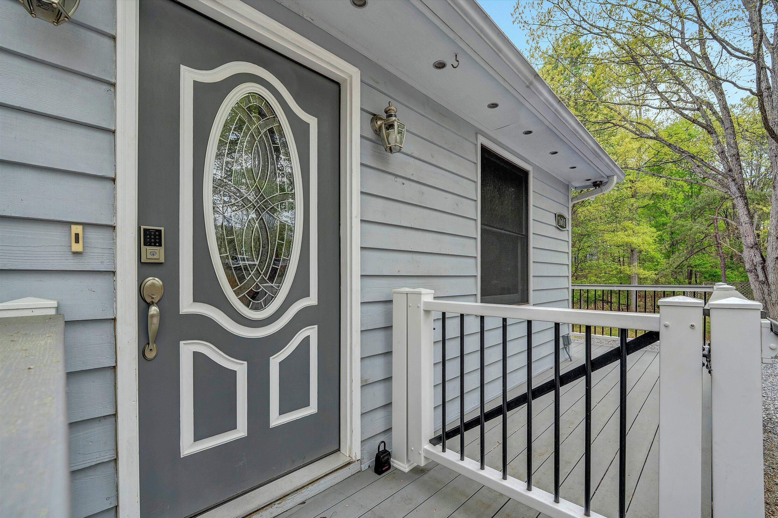 1681 Diamond Hill Road Moneta, VA 24121 - Photo 3 of 47 1681 Diamond Hill Road (8)