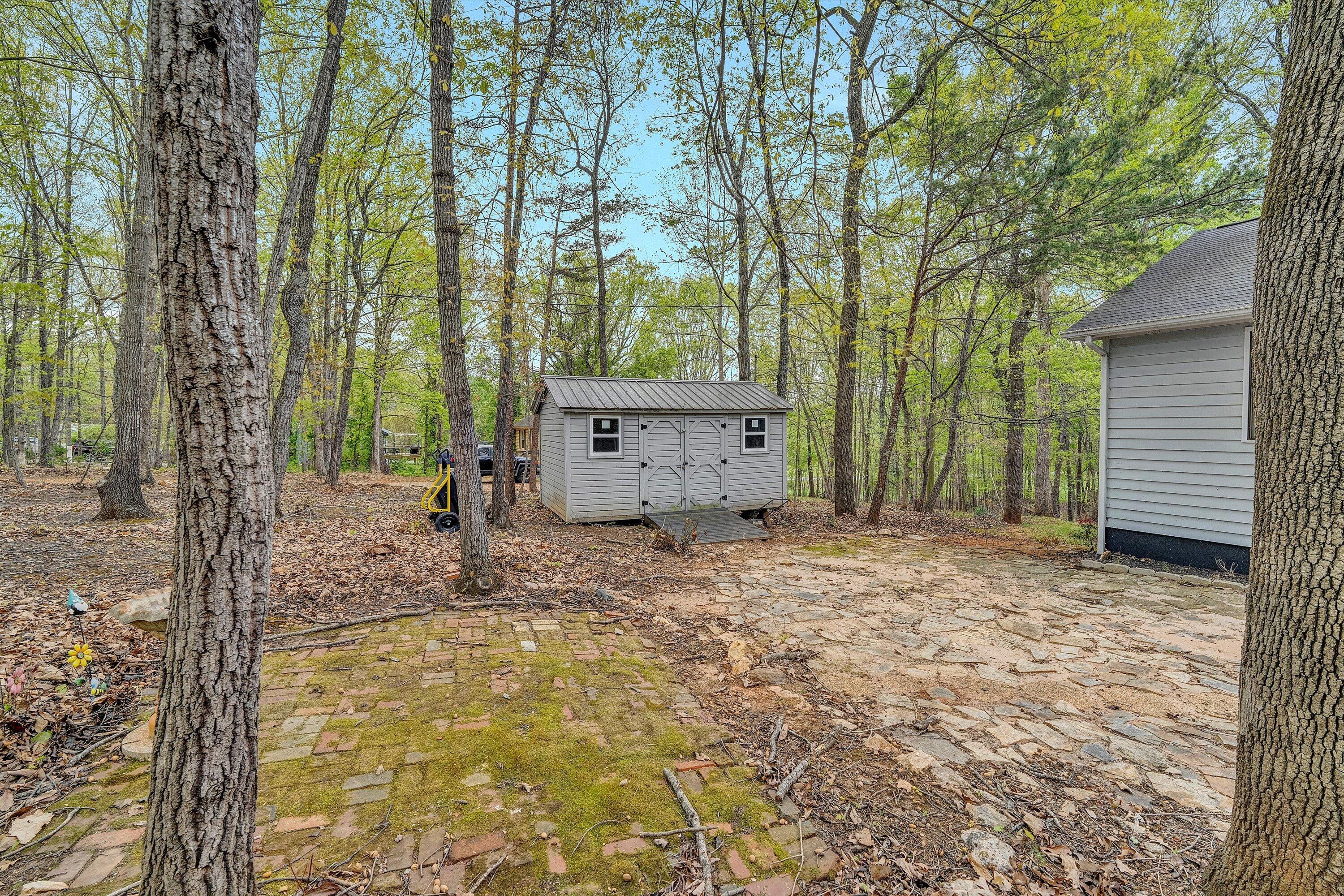 1681 Diamond Hill Road Moneta, VA 24121 - Photo 35 of 47 1681 Diamond Hill Road (41)