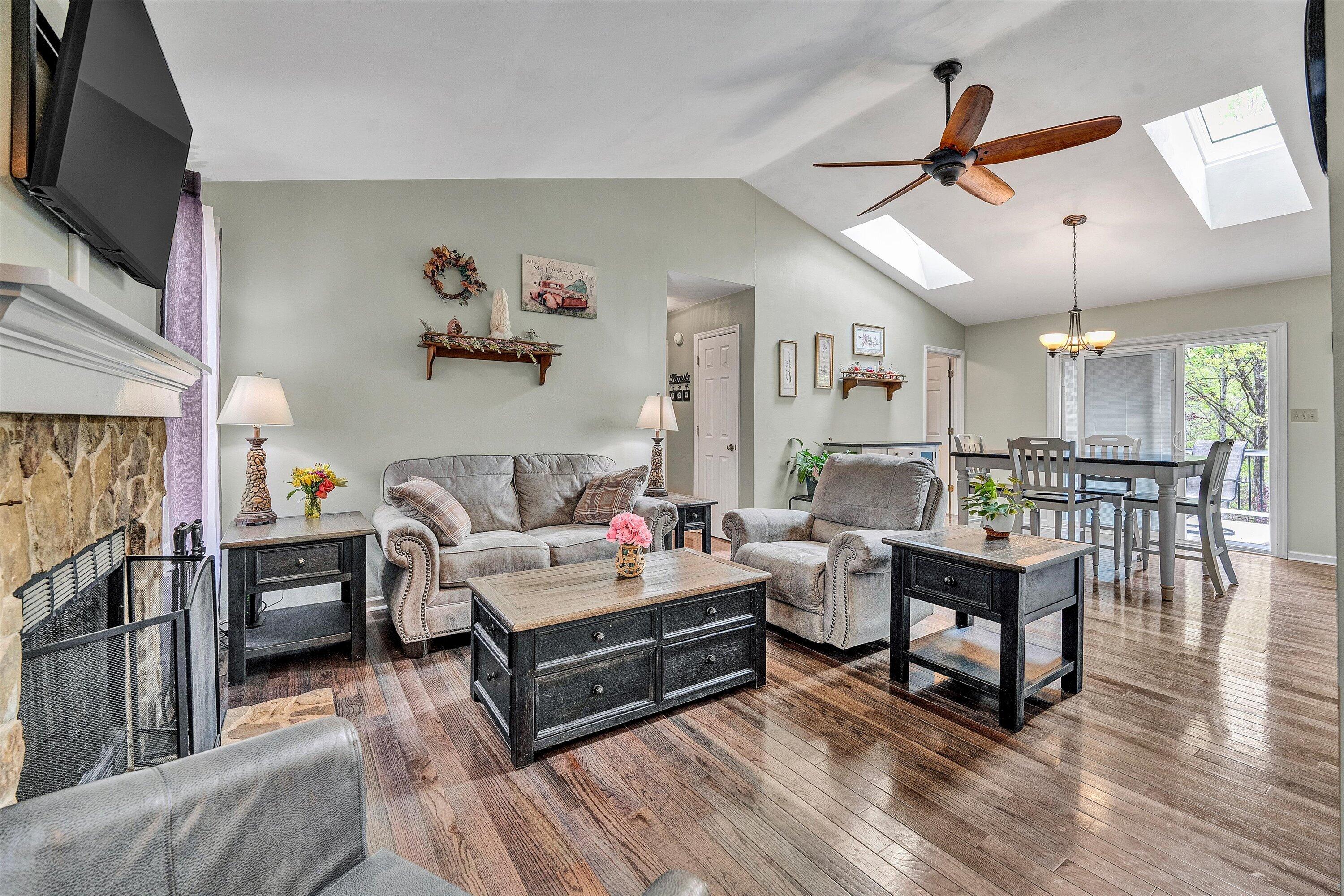 1681 Diamond Hill Road Moneta, VA 24121 - Photo 5 of 47 1681 Diamond Hill Road (10)