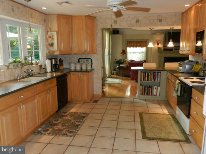 1626 Still Road West Chester, PA 19380 - Photo 3 of 25 Gallery Image 3