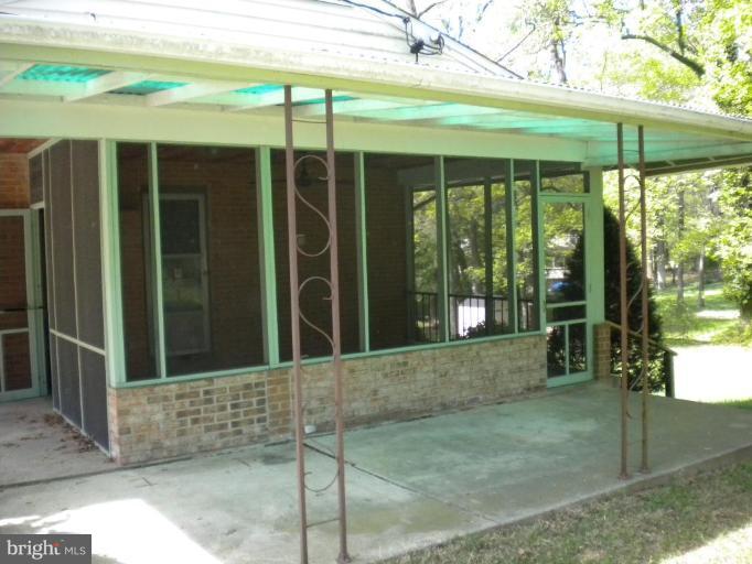7922 Belgaro Road Laurel, MD 20723 - Photo 16 of 27 Screened-in Porch