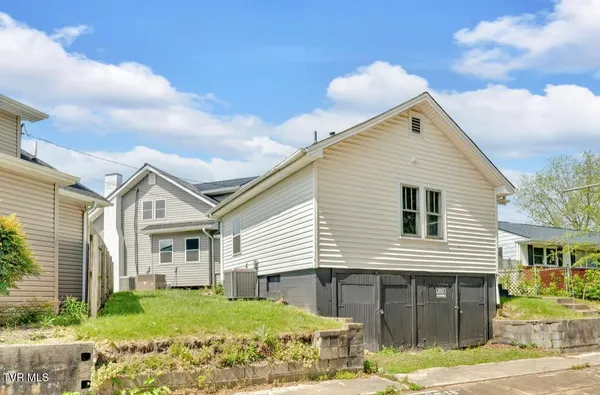 $399,900 | 1246 East Center Street, Unit PT13, Kingsport, TN 37660