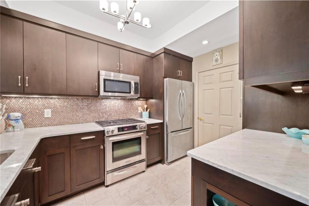 3636 Habersham Road Northwest, Unit 1103 Atlanta, GA 30305 - Photo 7 of 23
