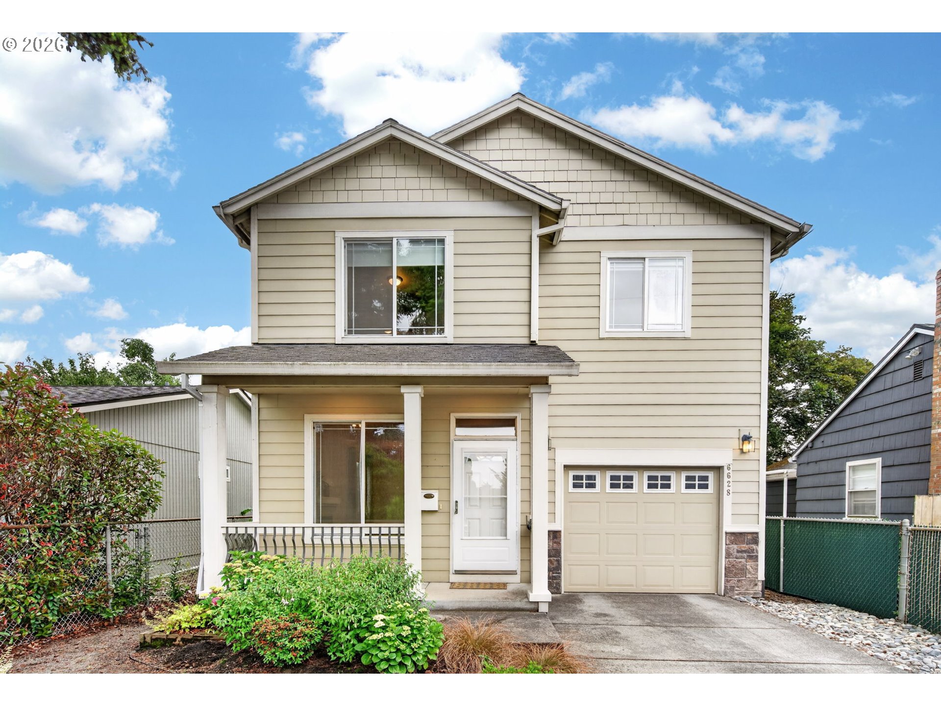 6628 Southeast Reedway Street Portland, OR 97206 - Photo 2 of 33