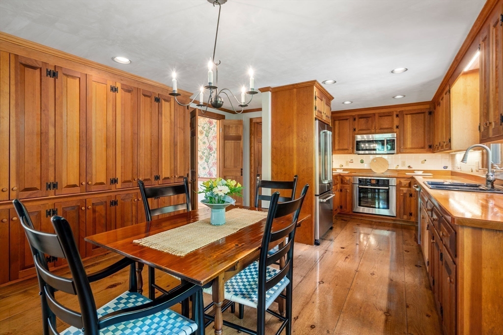 67 Haynes Road Sudbury, MA 01776 - Photo 9 of 42 Gallery Image 9