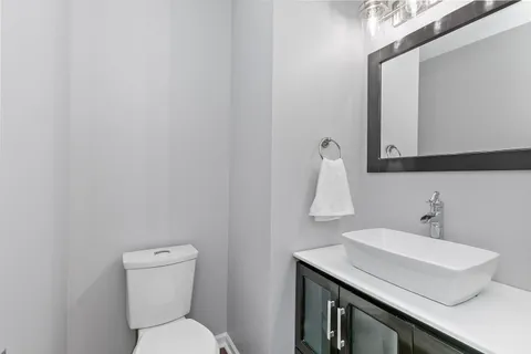 $390,000 | 1 Marie Court, South Elgin, IL 60177