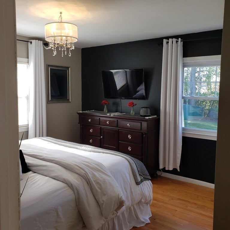 54 Melba Street Springfield, MA 01119 - Photo 11 of 17