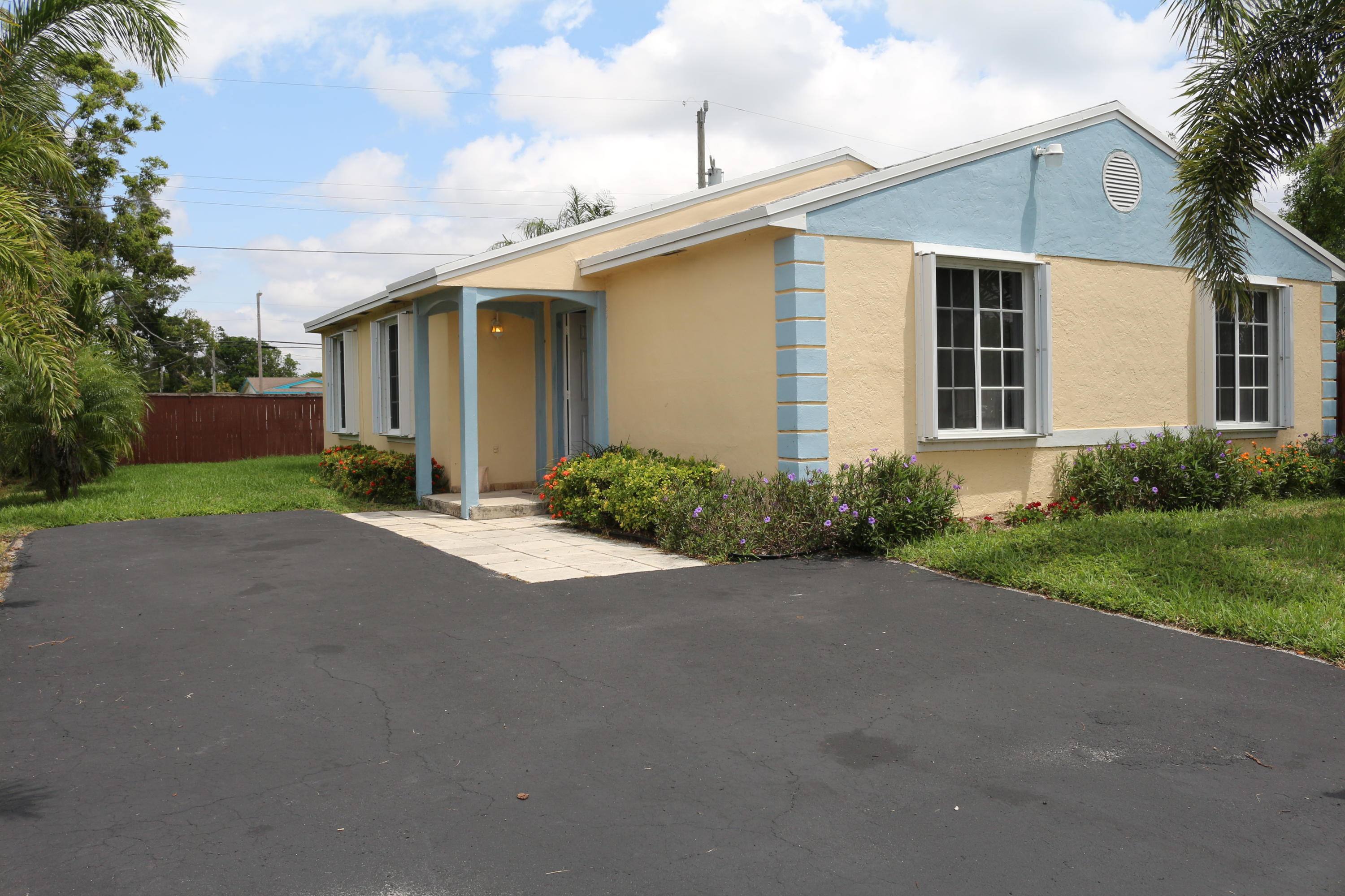 715 Southwest 2nd Court Delray Beach, FL 33444 - Photo 1 of 18 Front Entrance