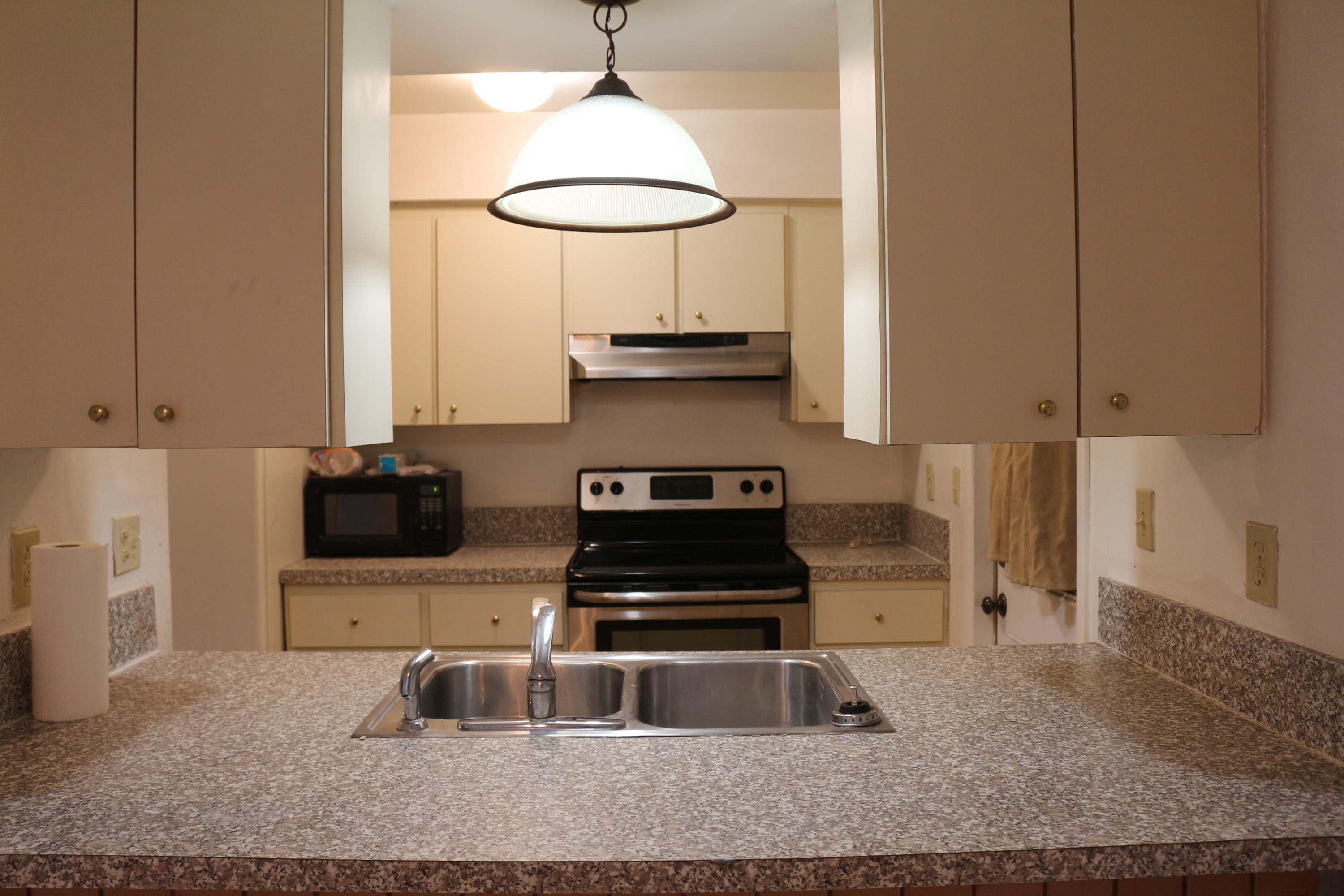 715 Southwest 2nd Court Delray Beach, FL 33444 - Photo 8 of 18 Kitchen