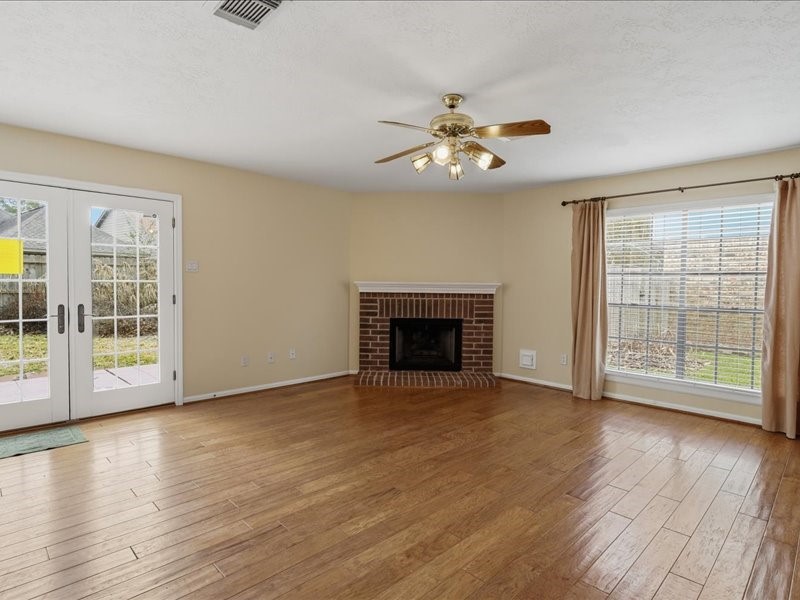 1102 Mabry Mill Road Houston, TX 77062 - Photo 13 of 43 Gas logs in this familyspace