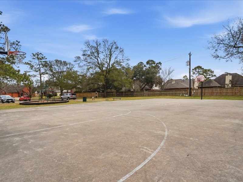 1102 Mabry Mill Road Houston, TX 77062 - Photo 41 of 43 Basket Ball