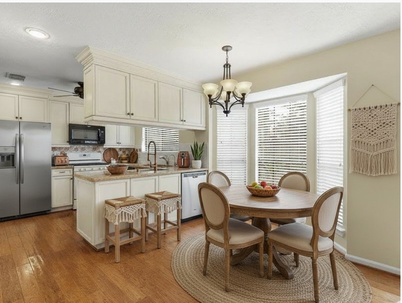 1102 Mabry Mill Road Houston, TX 77062 - Photo 8 of 43 Breakfast space DIGITALLY staged