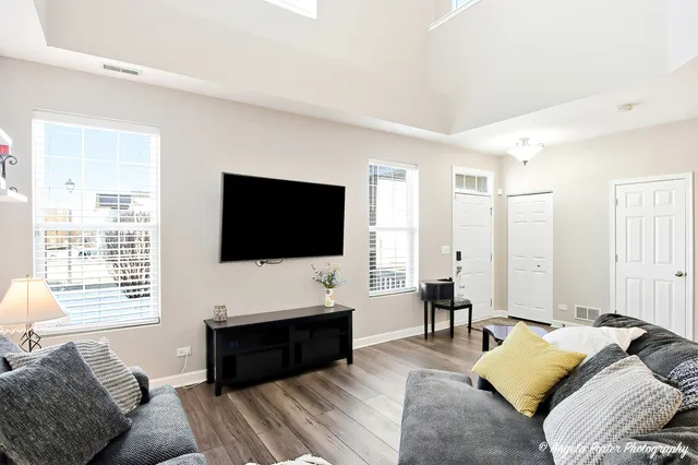 $239,900 | 1774 Sebastian Drive, Unit 1774, Woodstock, IL 60098