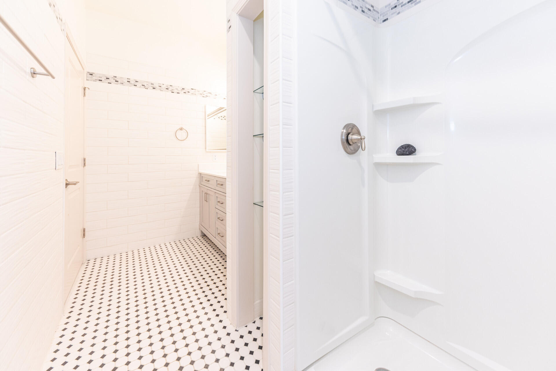 2965 Kimberley Road Ann Arbor, MI 48104 - Photo 29 of 46 024_30