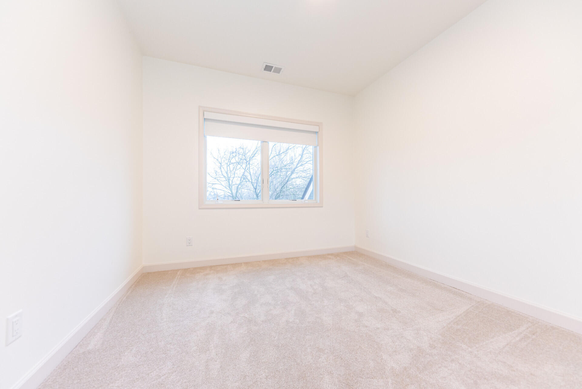 2965 Kimberley Road Ann Arbor, MI 48104 - Photo 32 of 46 027_38