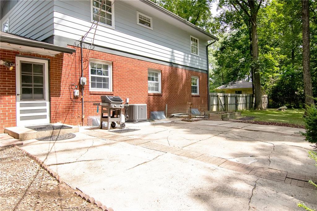 2607 Cardigan Road Indianapolis, IN 46268 - Photo 28 of 30