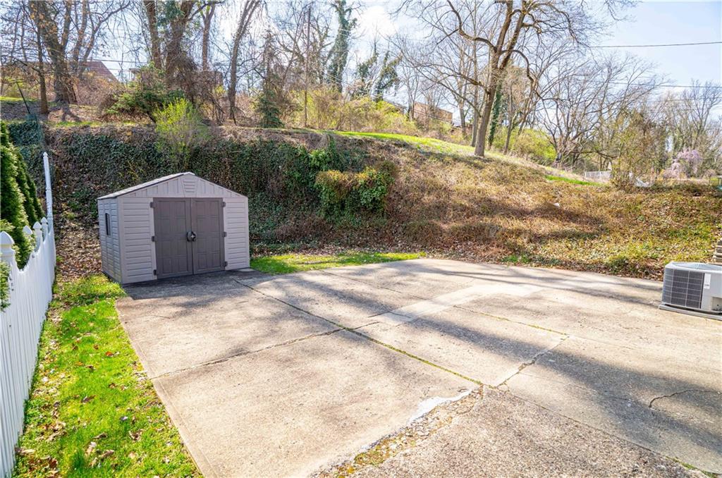 674 Kelso Road Pittsburgh, PA 15243 - Photo 19 of 23