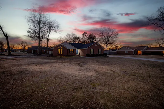 $299,000 | 2004 Country Pl Drive, Augusta, GA 30906