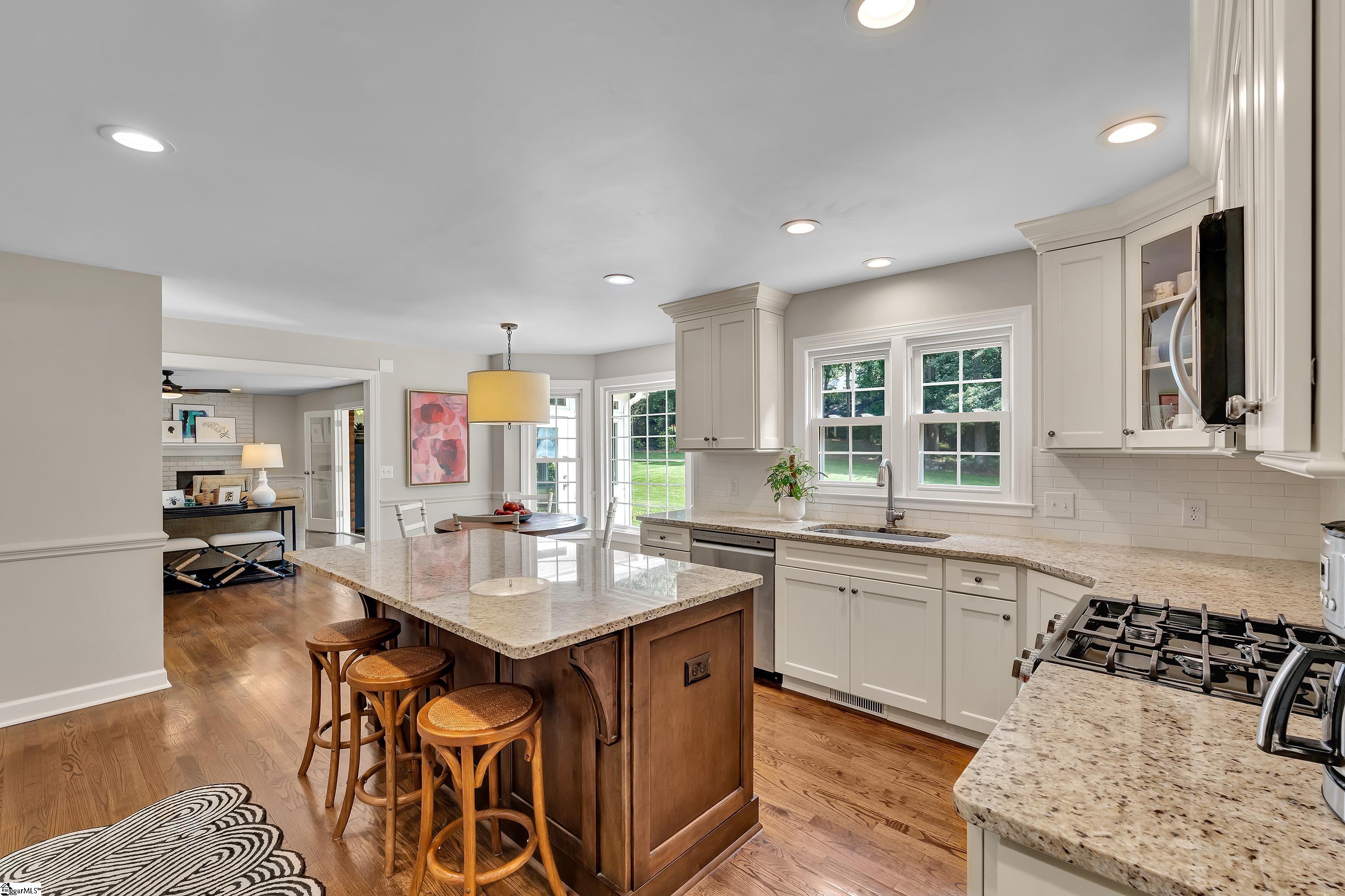 111 Brandon Way Simpsonville, SC 29681 - Photo 12 of 47 Gallery Image 12