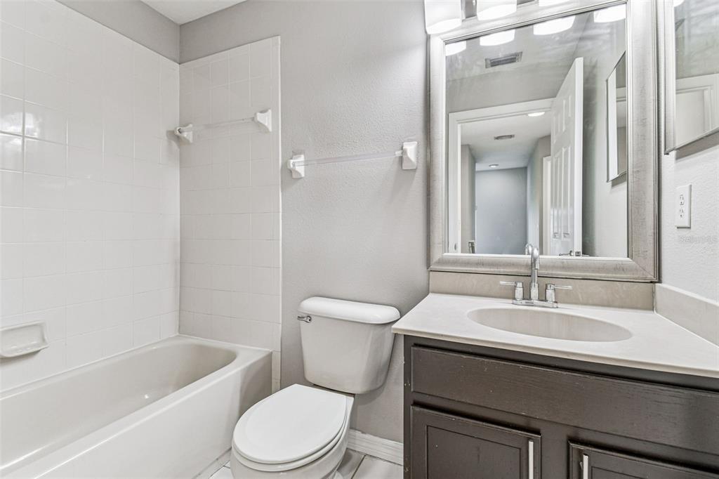 11651 Declaration Drive Tampa, FL 33635 - Photo 32 of 43