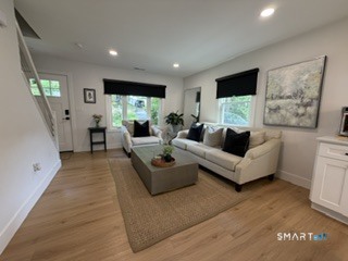 102 Old Barn Road West Stamford, CT 06905 - Photo 3 of 14