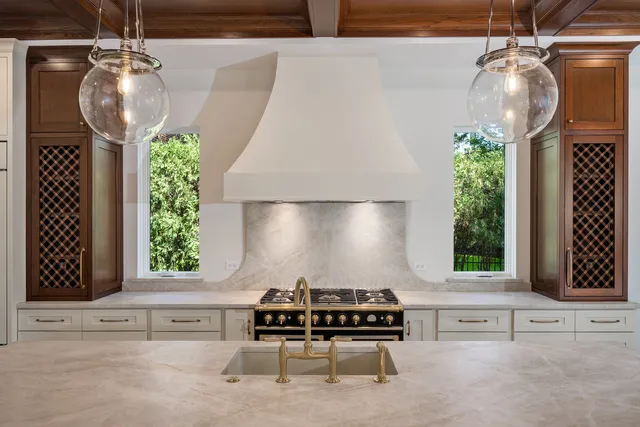 $2,525,000 | 809 Lenox Road, Glenview, IL 60025