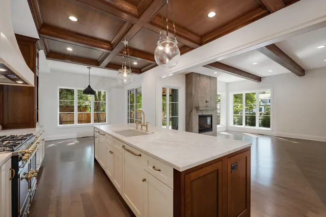 $2,525,000 | 809 Lenox Road, Glenview, IL 60025