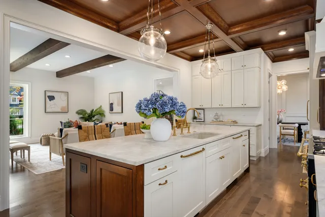 $2,525,000 | 809 Lenox Road, Glenview, IL 60025