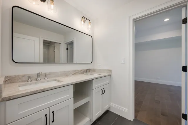 $2,525,000 | 809 Lenox Road, Glenview, IL 60025