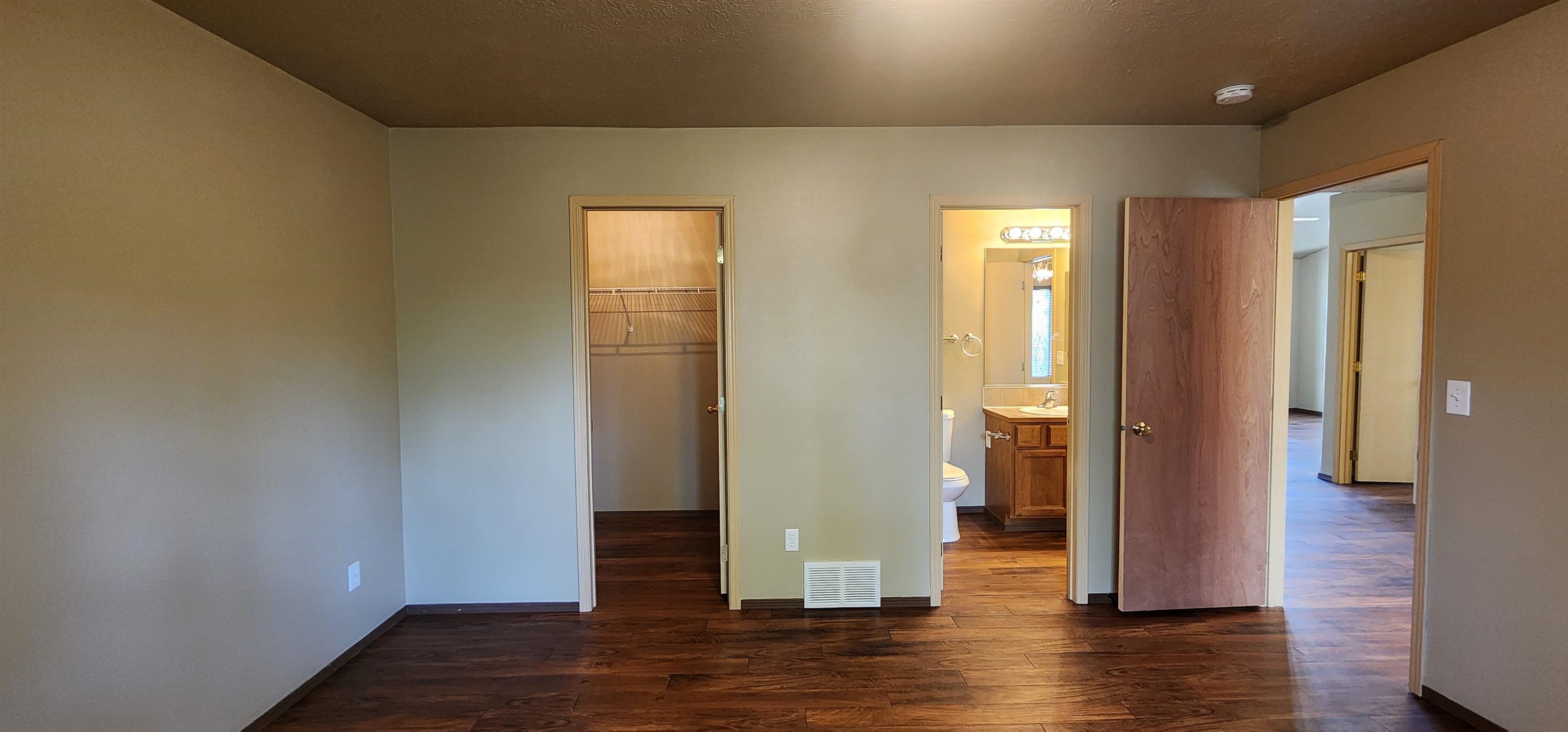 11218-11220 North Waikiki Road Spokane, WA 99218 - Photo 26 of 42