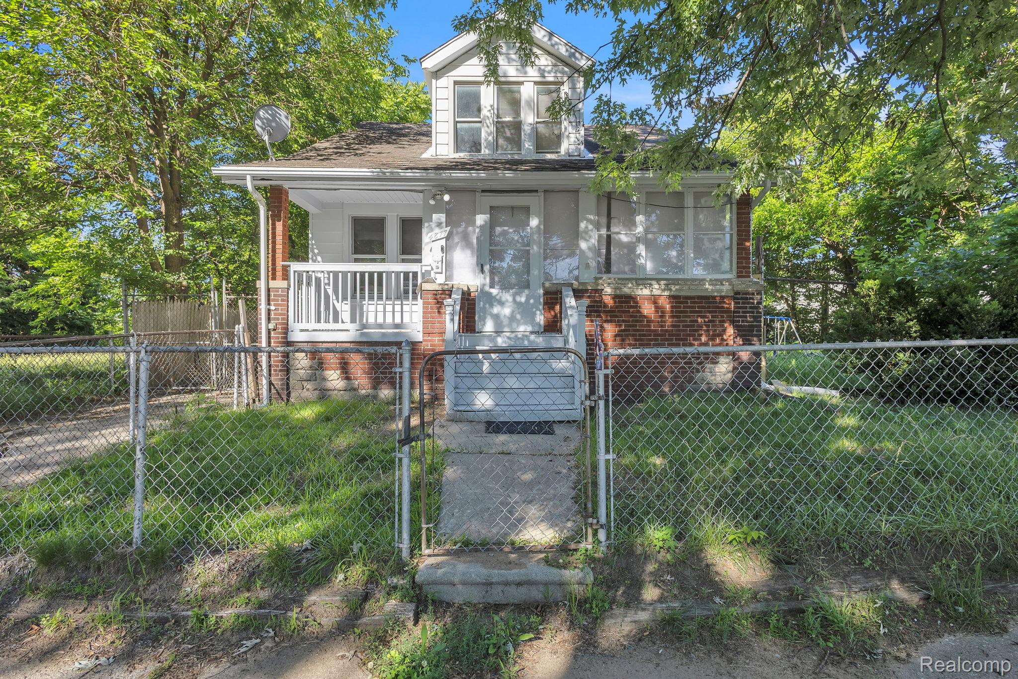 4877 Maynard Street Detroit, MI 48215 - Photo 1 of 41 4-web-or-mls-FZ3A6760.jpg