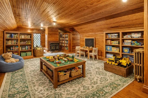 $1,125,000 | 180 Main Road North, Hampden, ME 04444