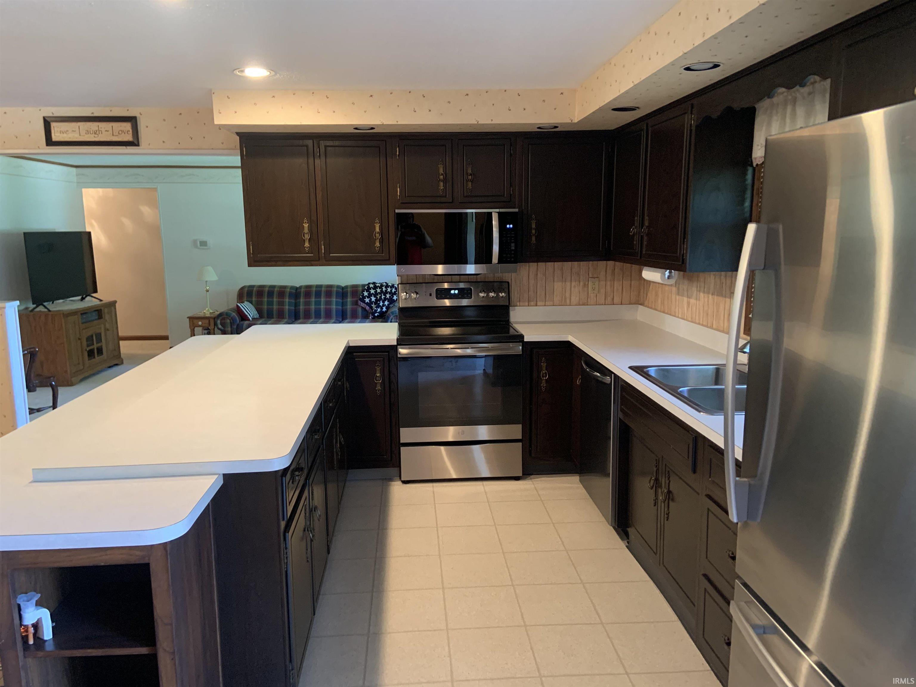 6316 Minnich Road New Haven, IN 46774 - Photo 16 of 35